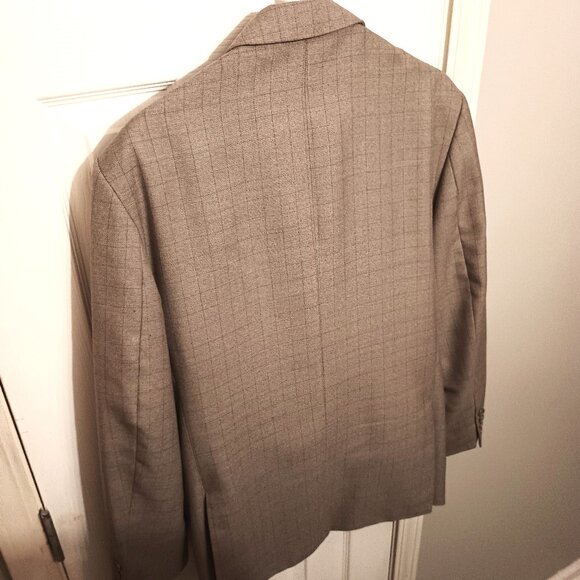 Nino Bosch Men 2 Piece Tan Suit - Picture 6 of 16